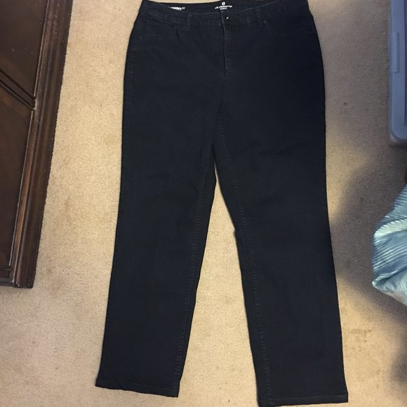 Liz Claiborne Dark Wash Tapered Leg 